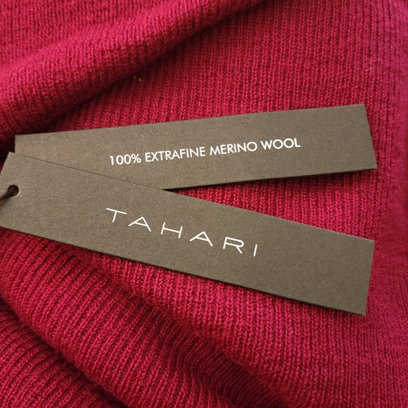 Tahari Women's Red Maroon Ribbed 100% Extra Fine Merino Wool Sweater Top Sz S - Picture 3 of 6